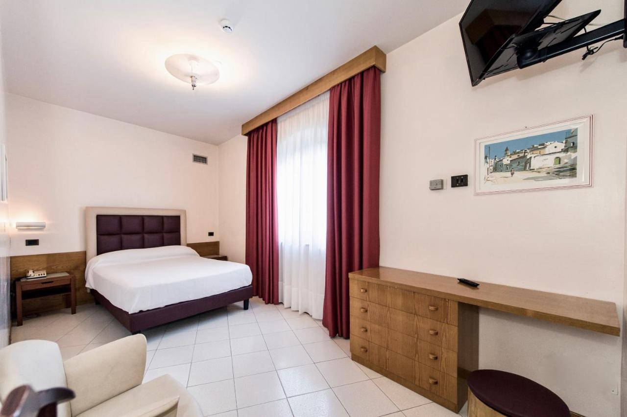 Bajamar Beach Hotel Formia Zewnętrze zdjęcie