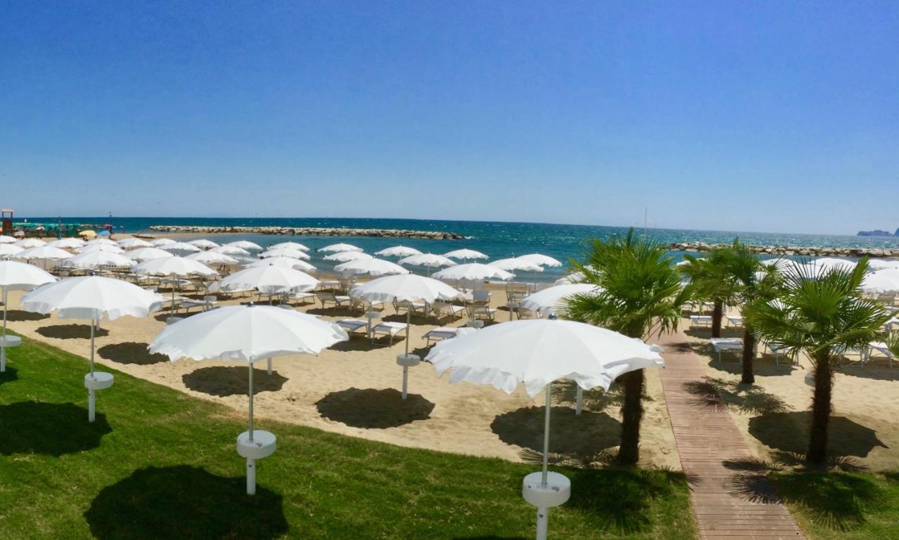 Bajamar Beach Hotel Formia Zewnętrze zdjęcie