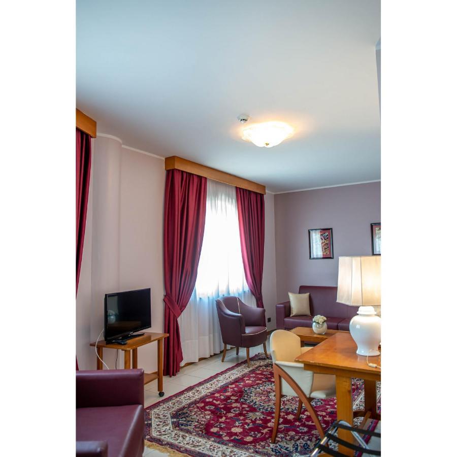 Bajamar Beach Hotel Formia Zewnętrze zdjęcie