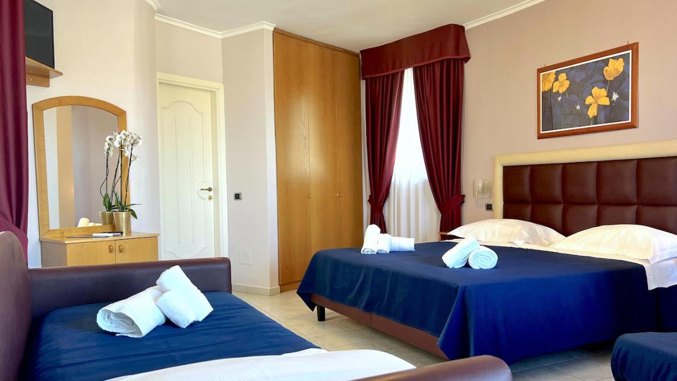 Bajamar Beach Hotel Formia Zewnętrze zdjęcie