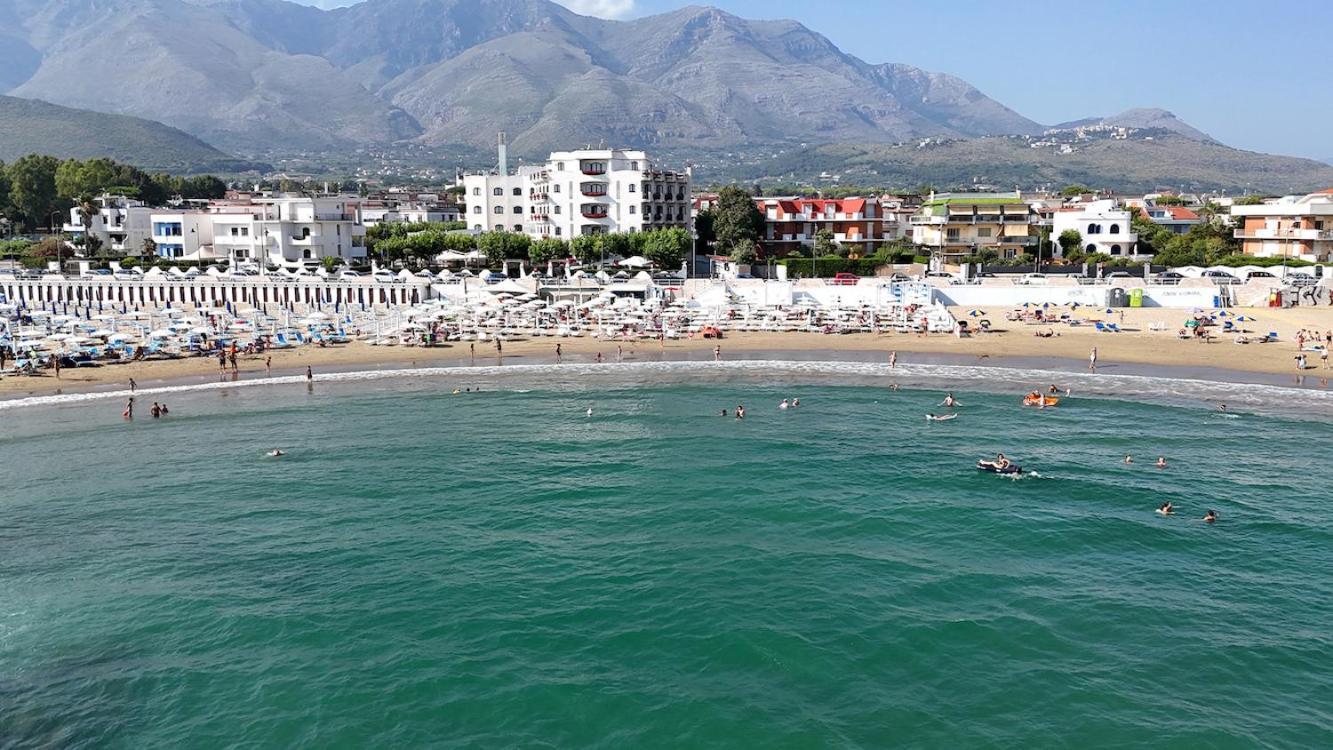 Bajamar Beach Hotel Formia Zewnętrze zdjęcie