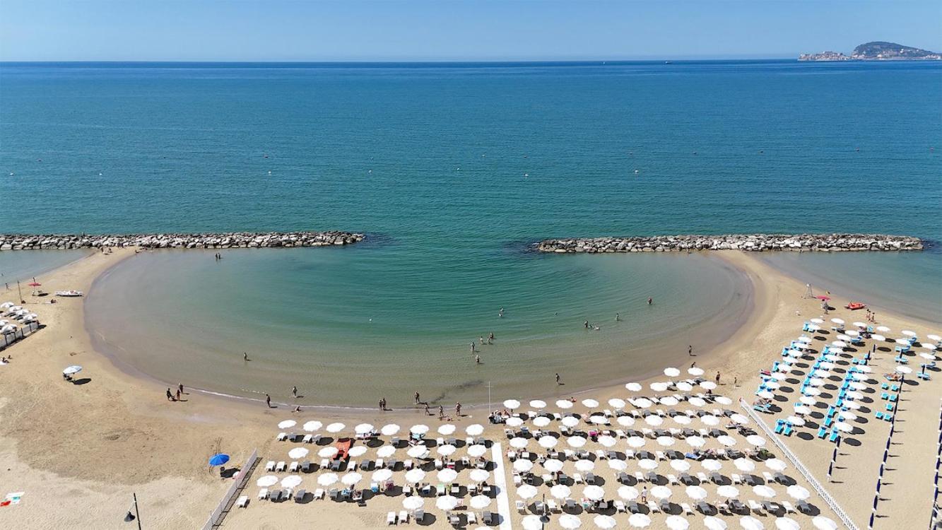 Bajamar Beach Hotel Formia Zewnętrze zdjęcie